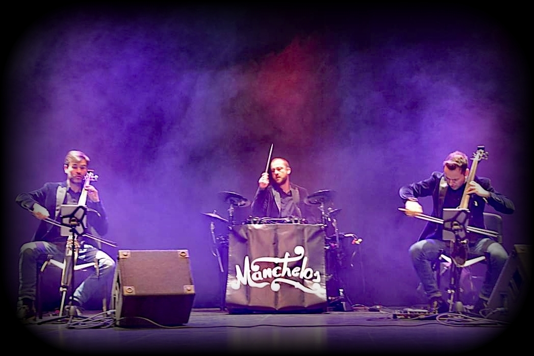 Foto de Aquellos maravillosos años. Grupo Manchelos.