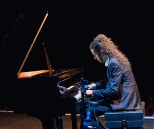 Foto de El piano de Pandora. Jorge Bedoya