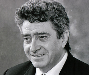 Concierto inaugural del Concurso Nacional de Jóvenes Pianistas Ciudad de Albacete, con un programa excepcional y un pianista de primer nivel.