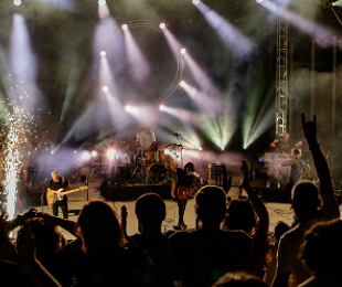 IM-PULSE PINK FLOYD TRIBUTE LIVE SHOW