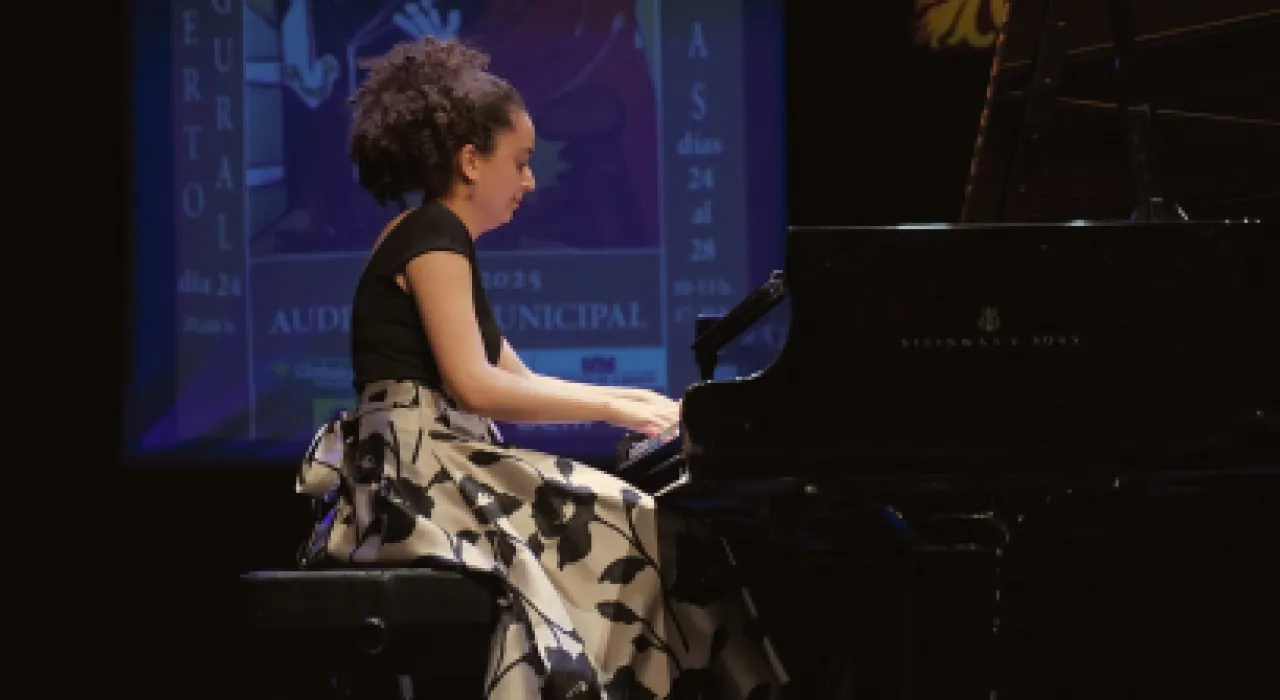 Clausura del Concurso Nacional de Jóvenes Pianistas Ciudad de Albacete: entrega de premios y concierto de los galardonados.