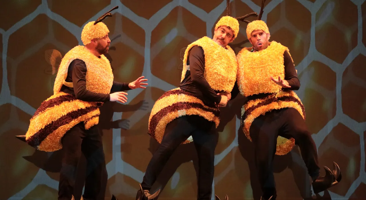 Foto "BICHITOS de la compañía "SPASMO TEATRO S.L."