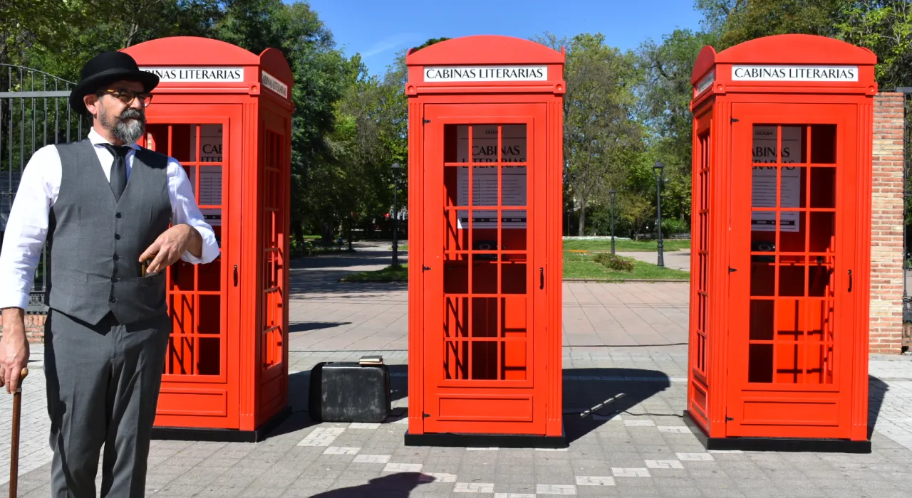 CABINAS LITERARIAS