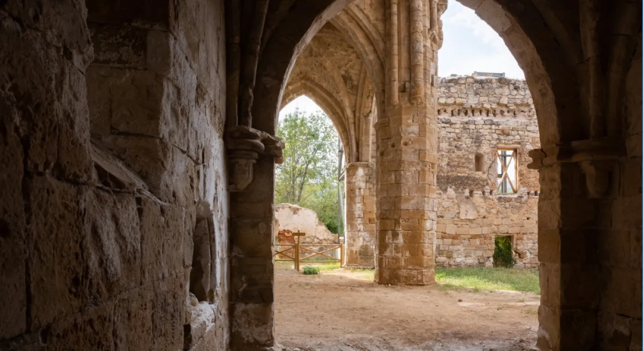 Imagen. Monasterio de Bonaval (Retiendas, Guadalajara)