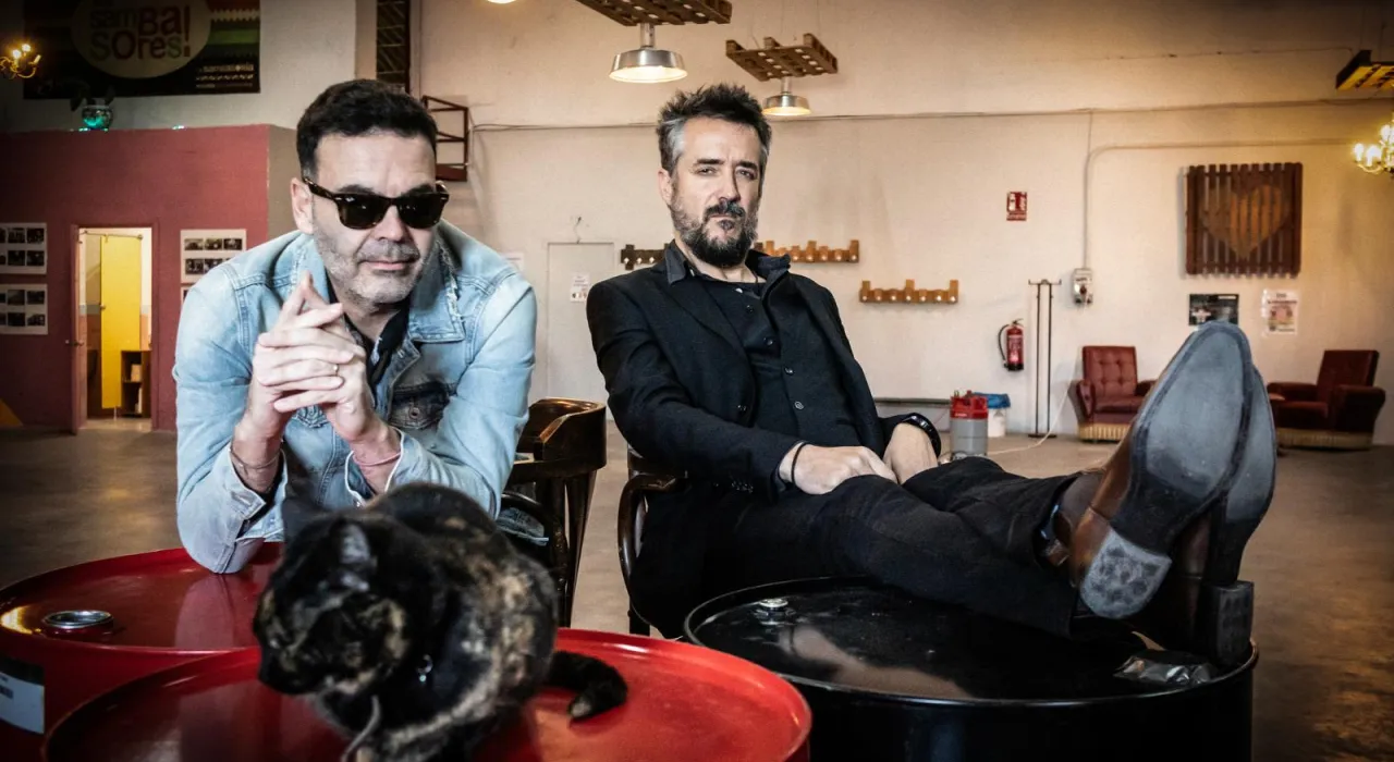 foto de cartel de "Carletti Porta &amp; Curro Violero"